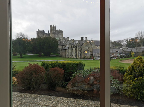 其尔凯城堡酒店主图