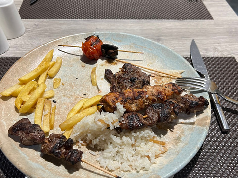 蓝宝石城大酒店主图