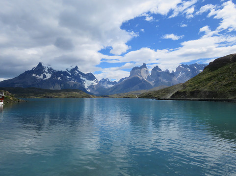 Lago Pehoe-百内国家公园必去景点