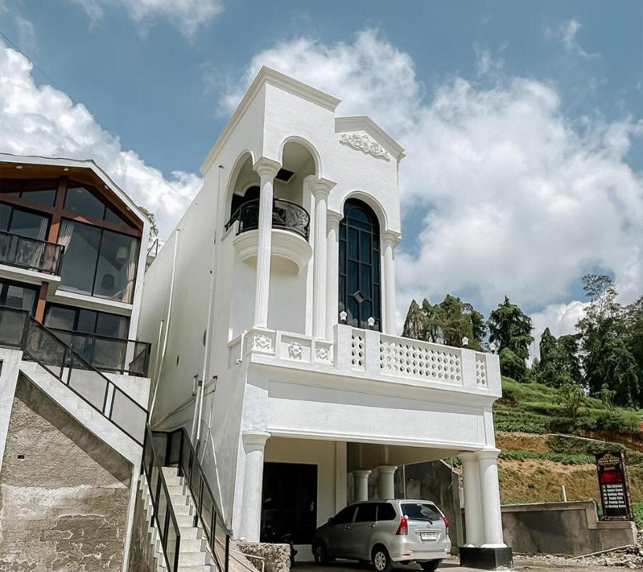 Grand House Nexura Collection