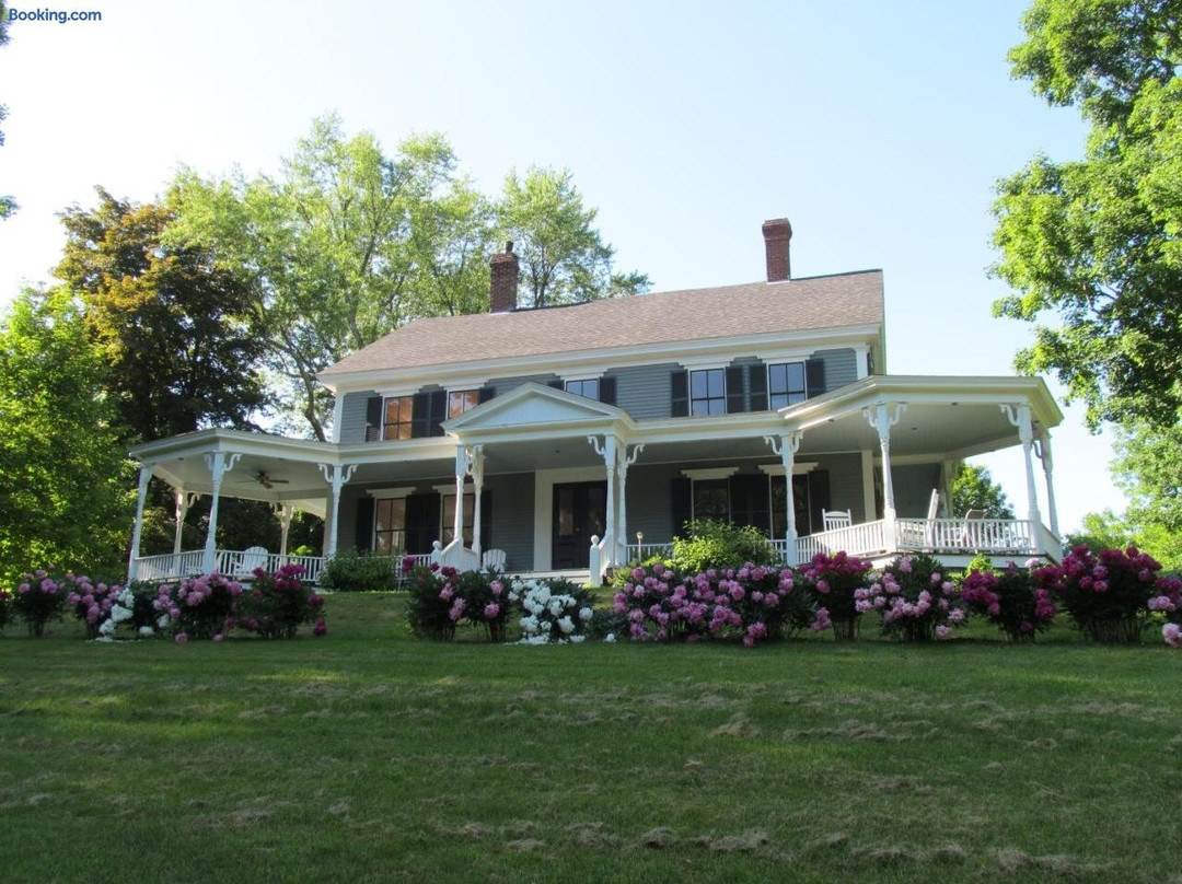 Thompson Inn