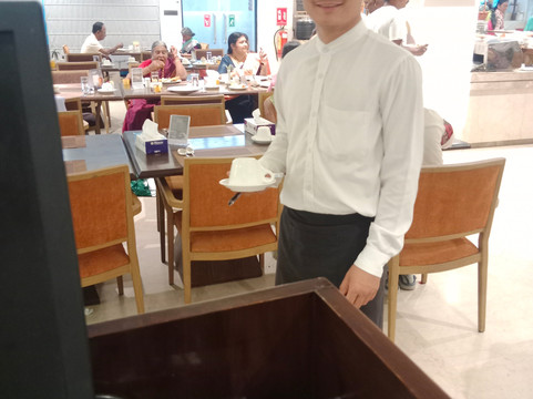 索尔迪西端高级酒店主图