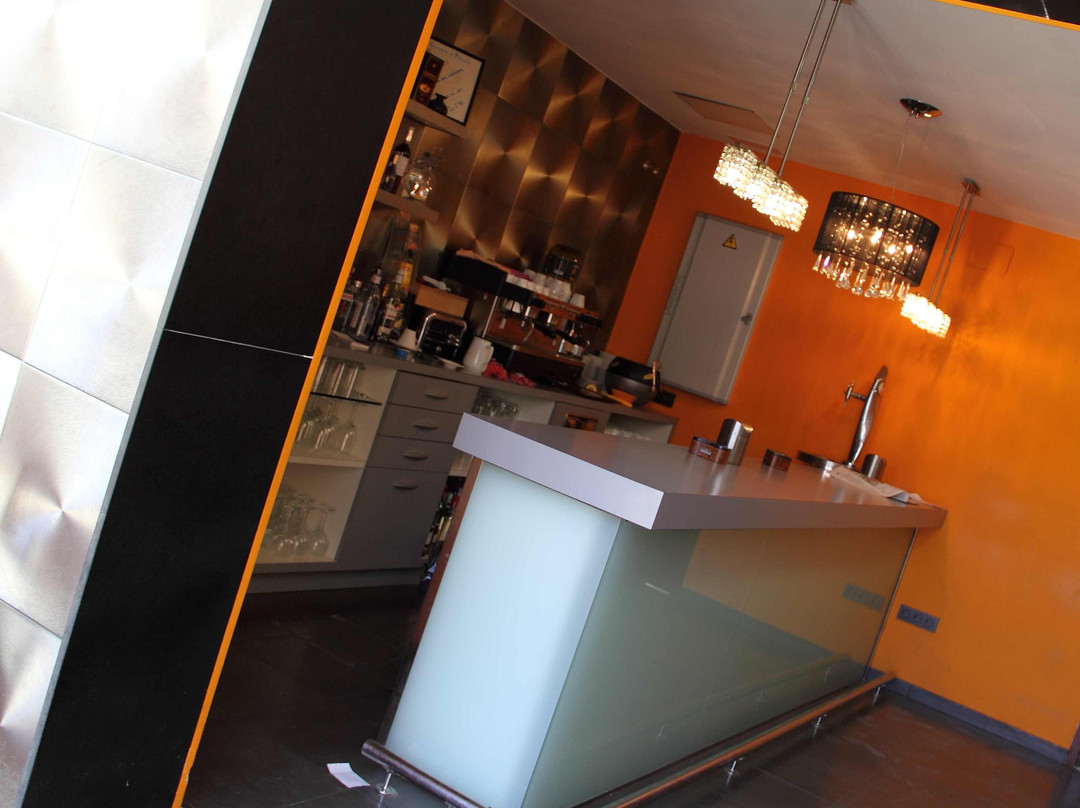 Cubillas de Santa Marta酒店住宿-Concejo Hospederia