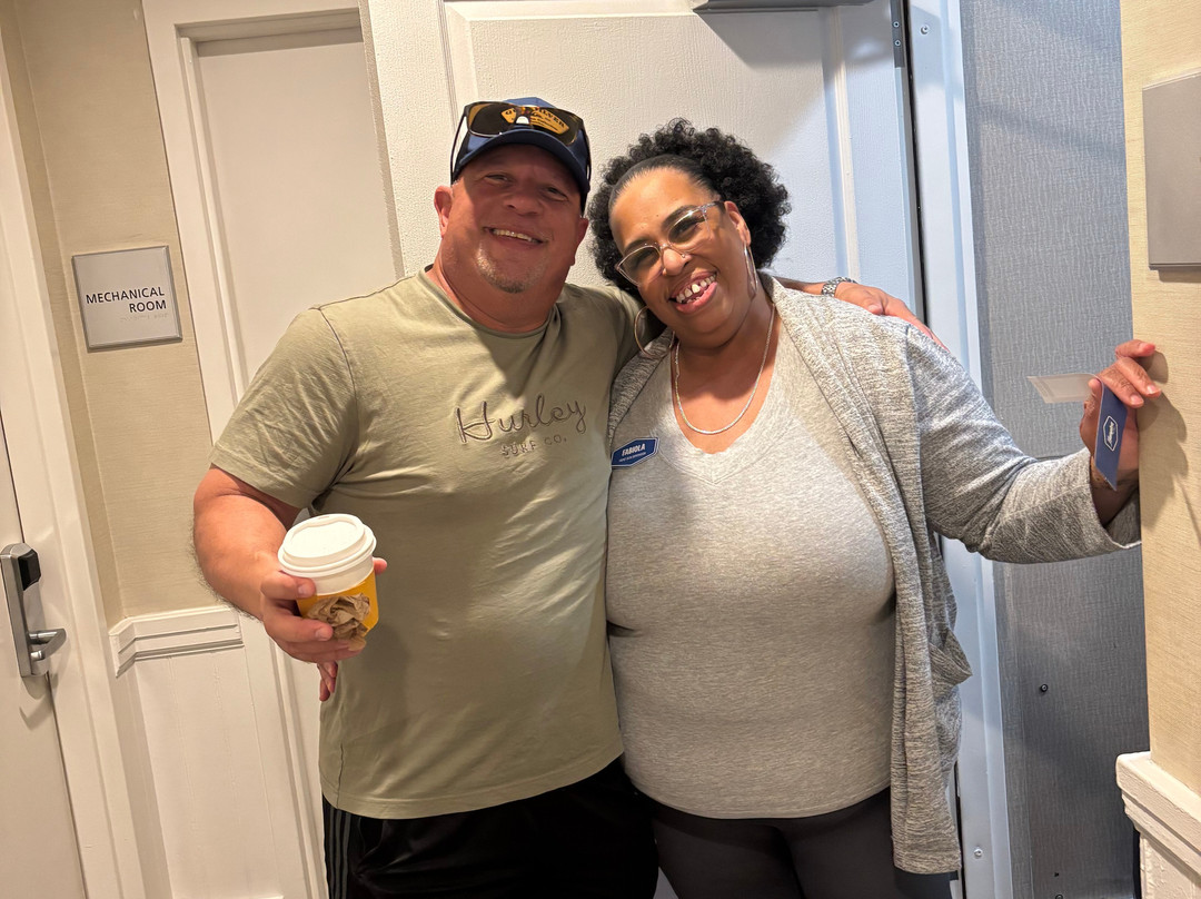 哈兰代尔海滩阿文特拉希尔顿欢朋酒店主图