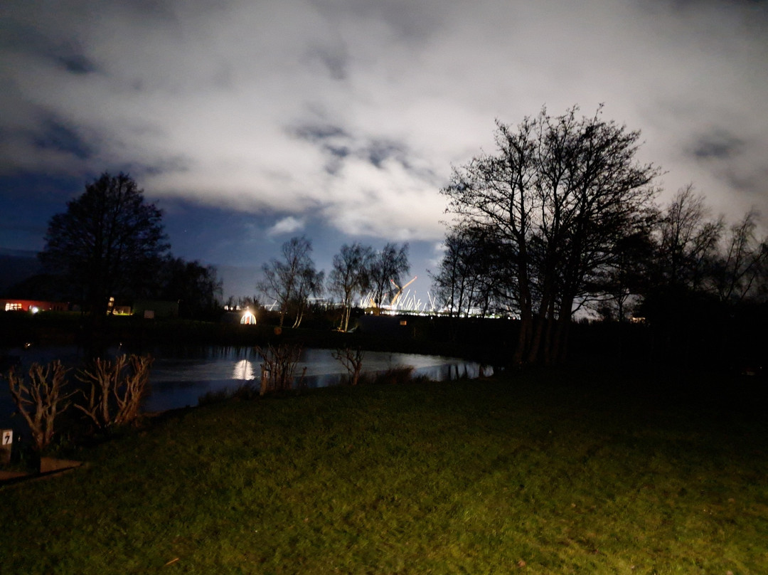 Burton Springs Fishing and Holidays-布里奇沃特必去景点