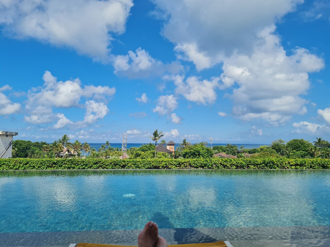 Quenzo Beach Resort