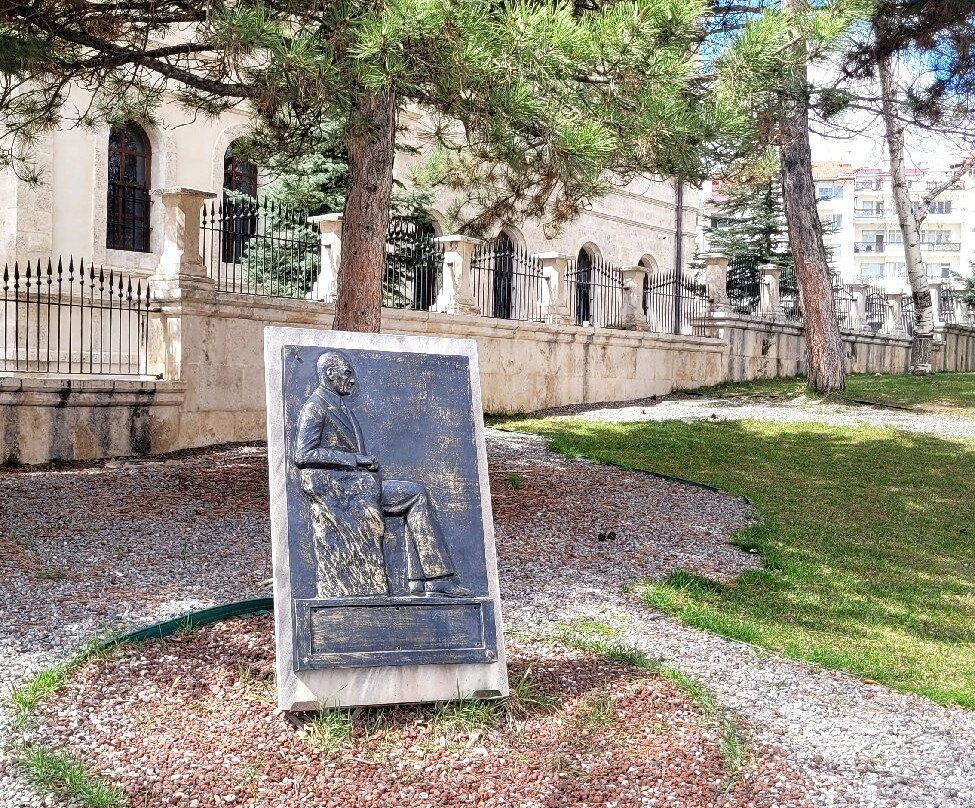 Mustafa Kemal Ataturk Aniti-Sivas必去景点
