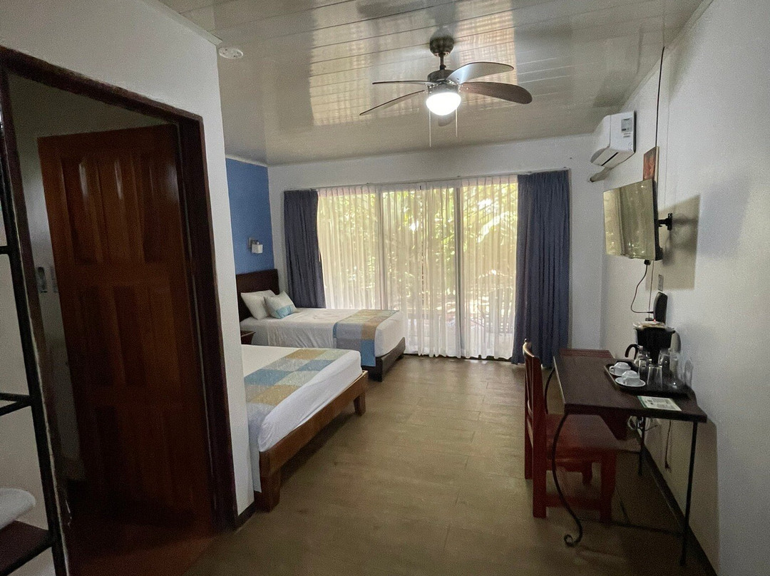 崔姆缤娜旅馆主图