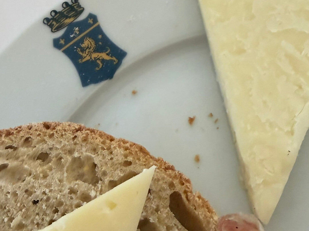 Castello Sonnino-蒙特斯佩托利必去景点