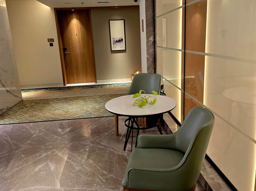 苏拉特市中心希尔顿花园酒店主图