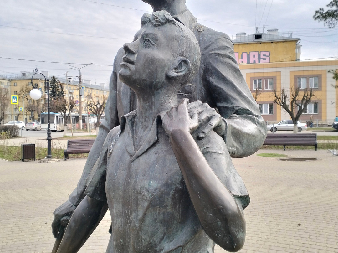 Monument to the Spokesman Yuriy Levitan-弗拉基米尔必去景点