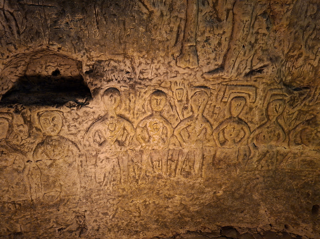 Royston Cave-Royston必去景点