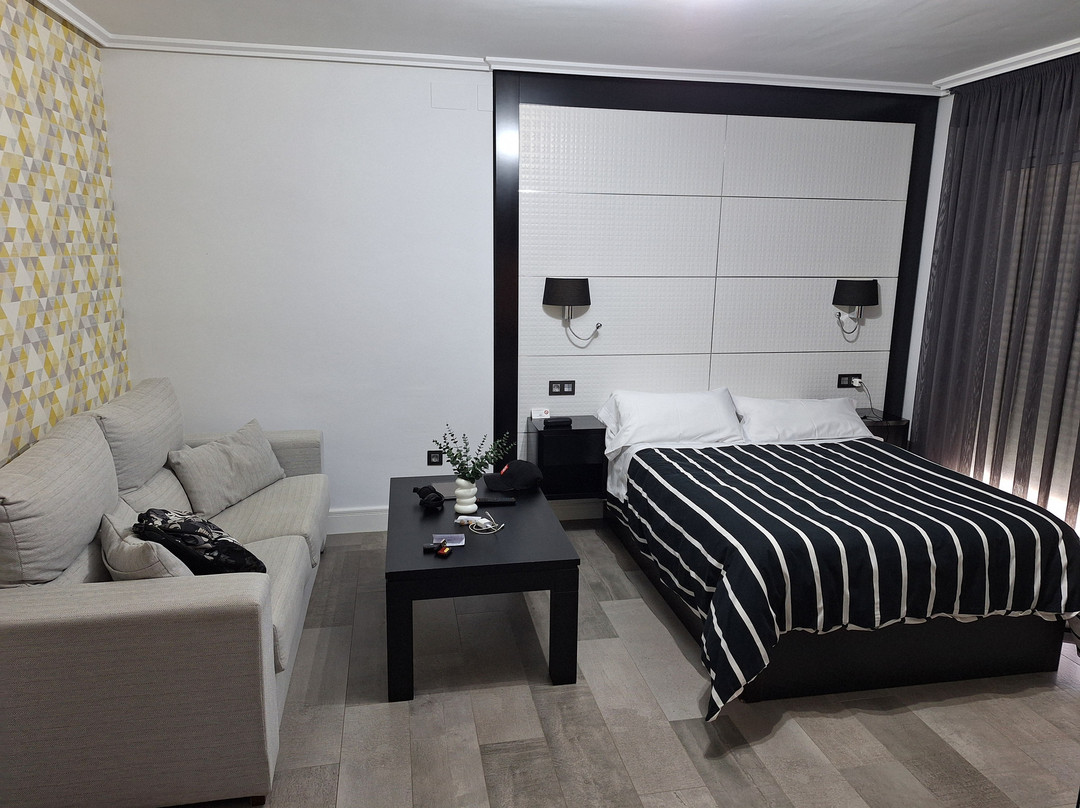 Apartamentos Las Palmeras主图