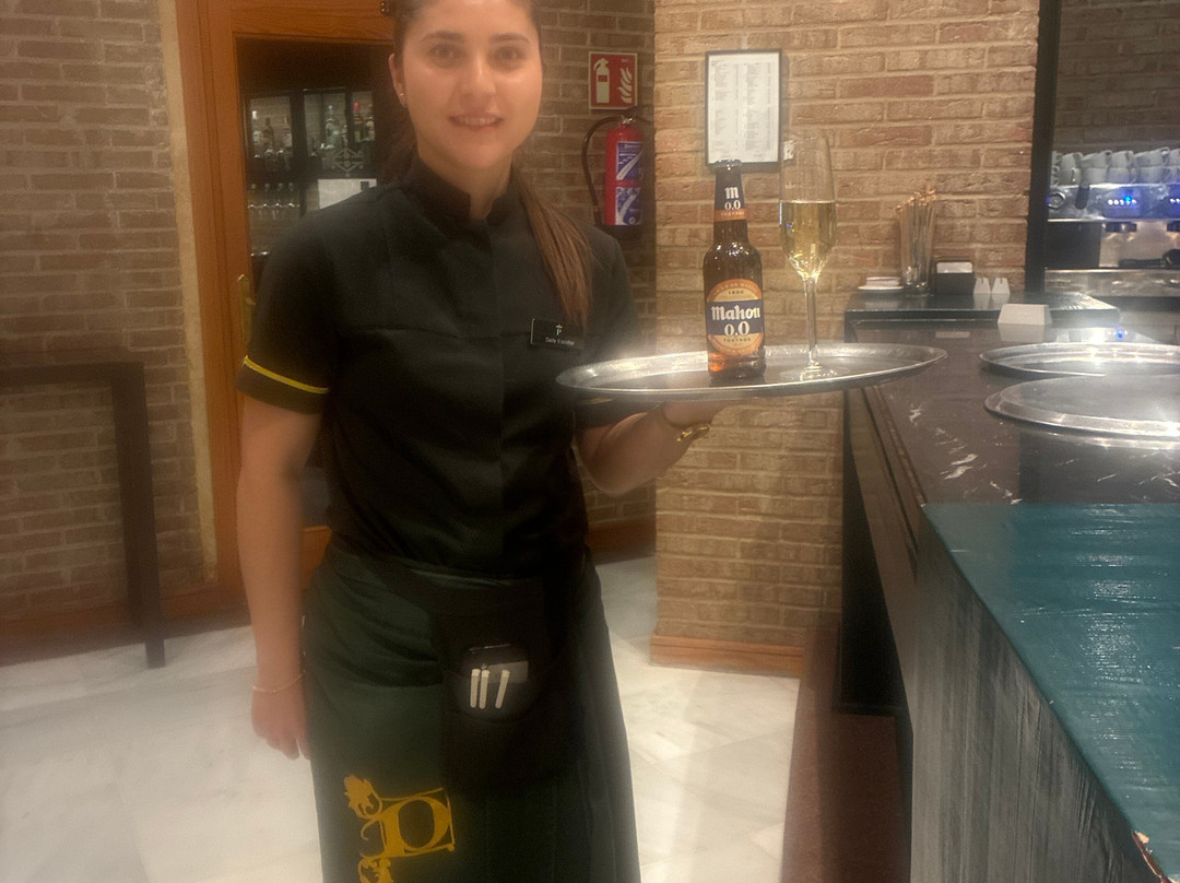 龙达酒店主图
