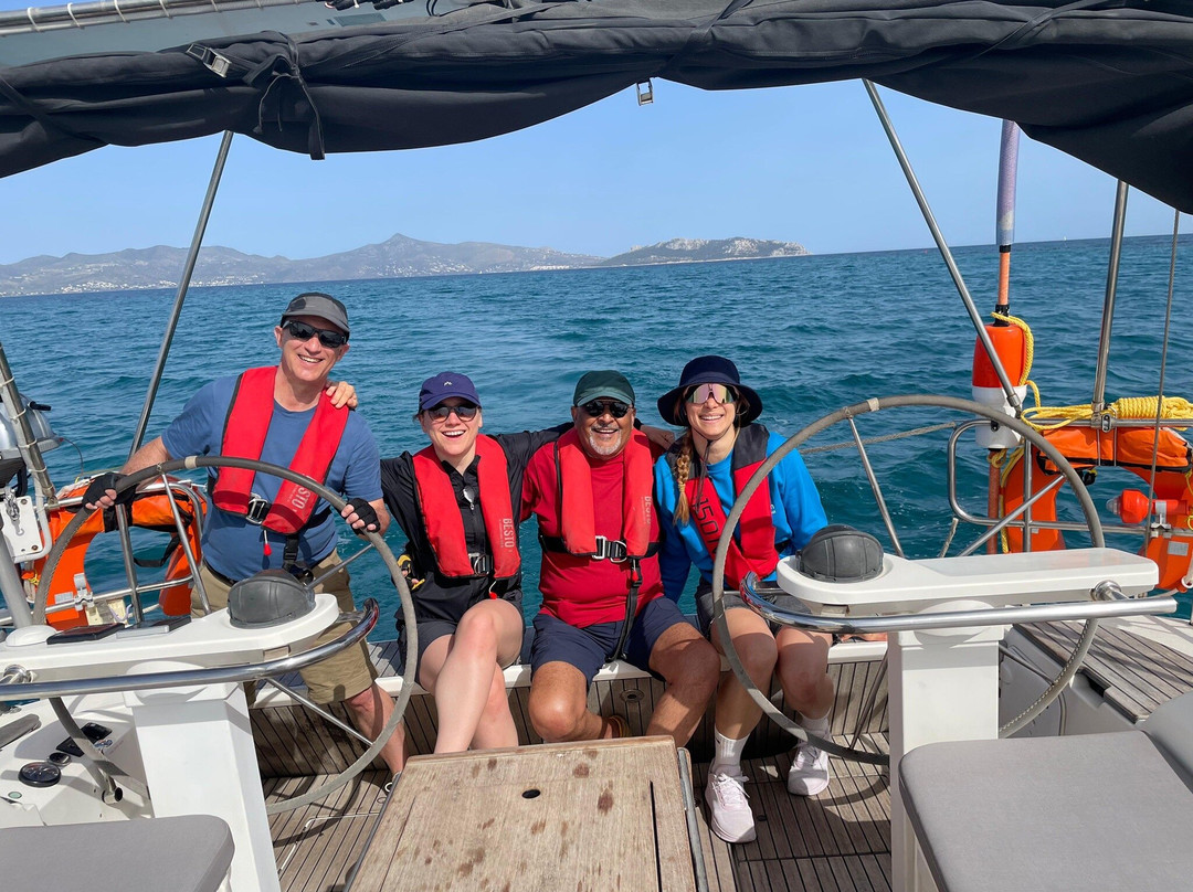 Aegean Sailing School-埃伊纳岛必去景点