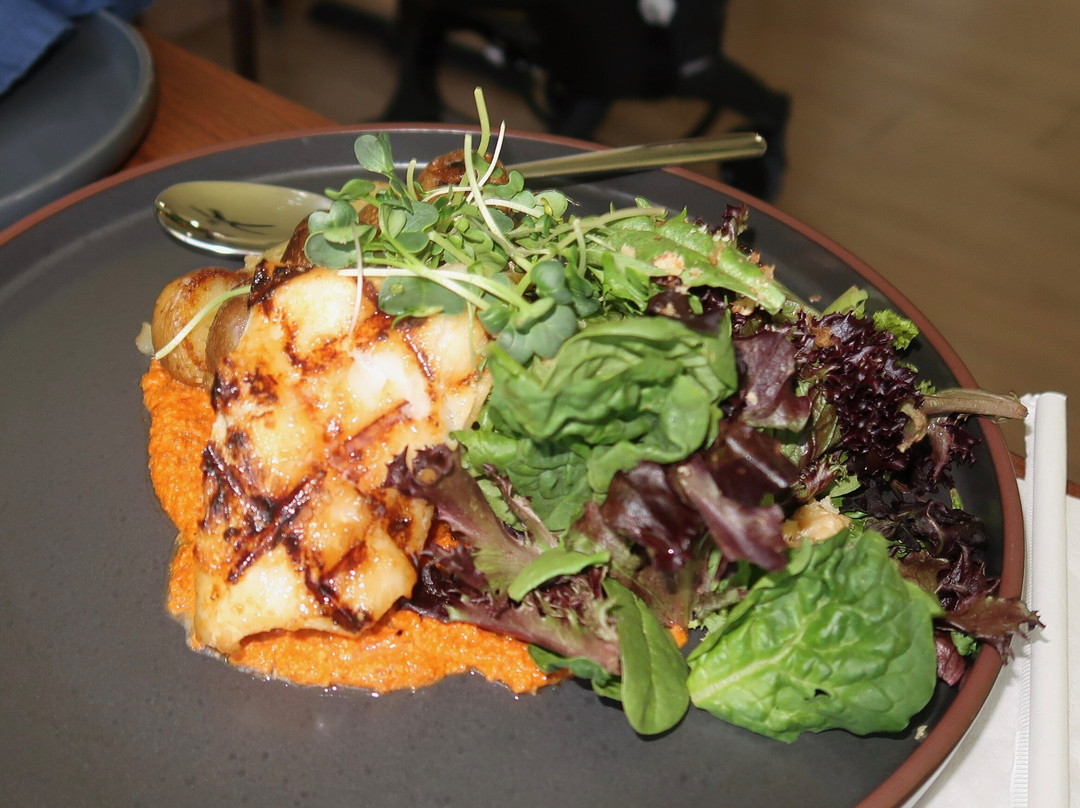 Yuquibo Cafe and Restaurant