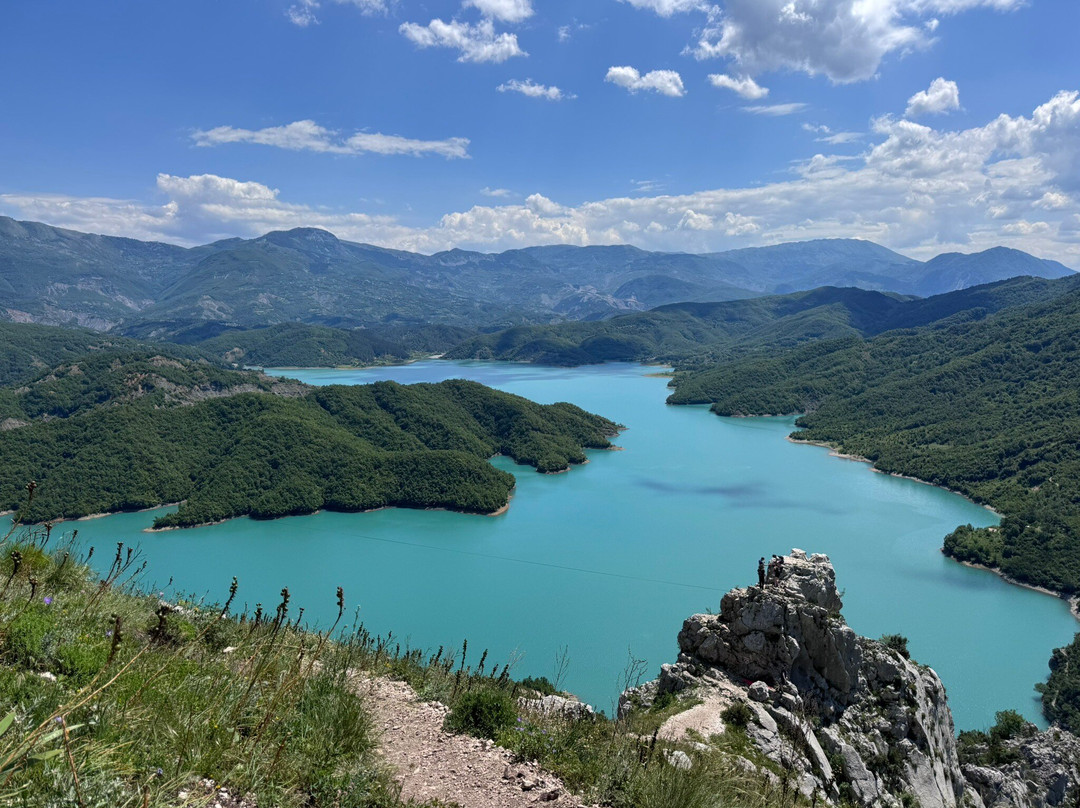 Lake Bovilla-Tirana County必去景点