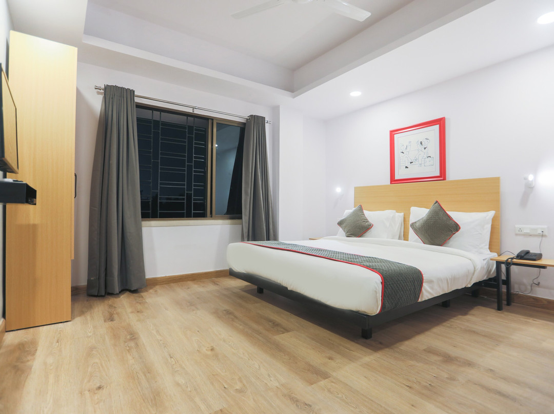 Super Townhouse Suncitel Near Kolkata Airport