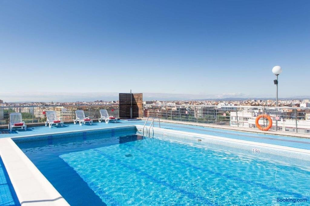 Expo Hotel