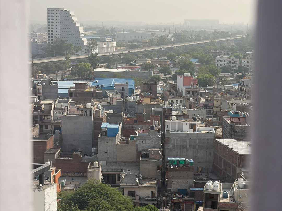 Ramada by Wyndham Ghaziabad Vasundhara主图