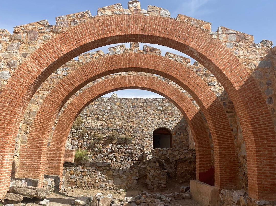 Sacro Convento y Castillo de Calatrava La Nueva-Aldea del Rey必去景点
