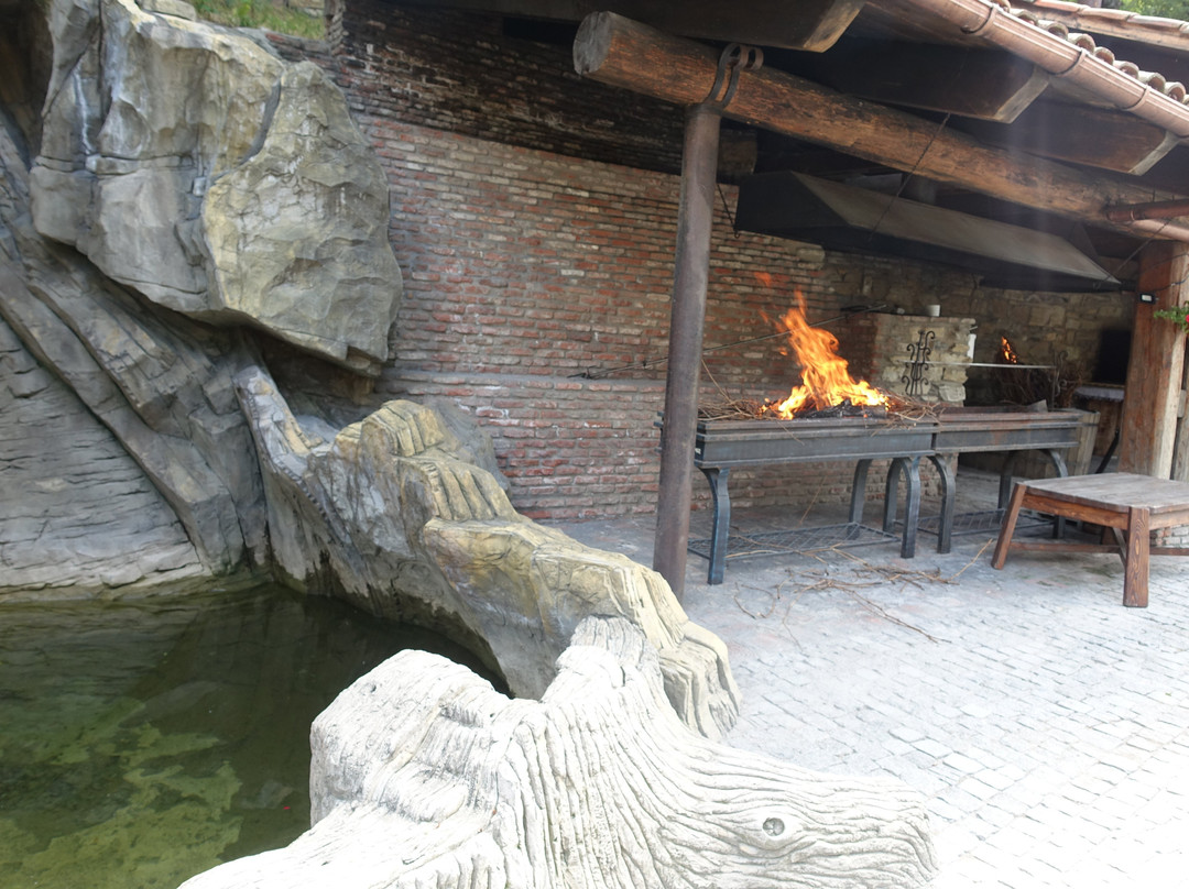 Wineshop “Winery Khareba”-Kvareli必去景点