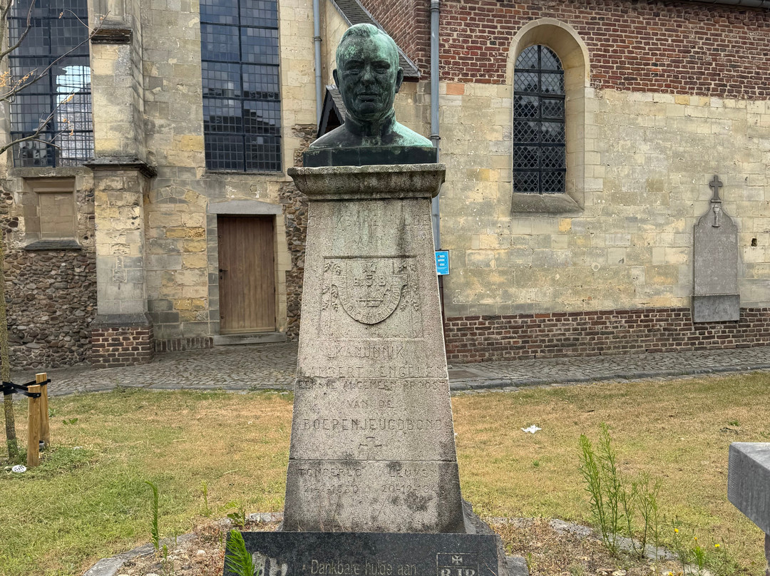 Sint-pieterskerk Tongerlo (bree)-Bree必去景点