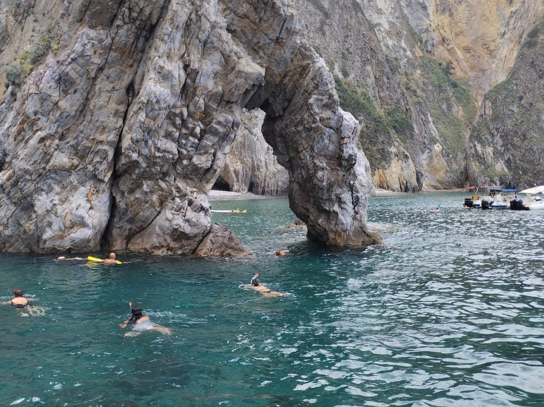 Il Fauno - Motobarca-Ponza Island必去景点