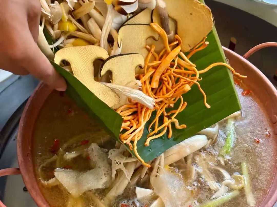 南诏林公坊鲜菌火锅