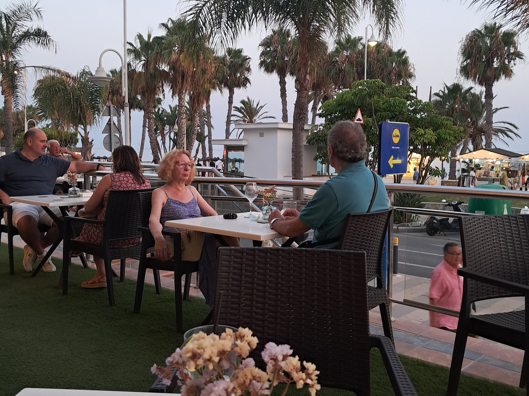 赫利俄斯酒店-阿尔穆内卡尔主图