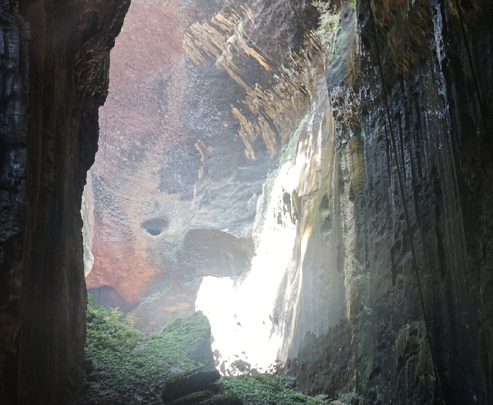 Gomantong Cave Sandakan-山打根必去景点