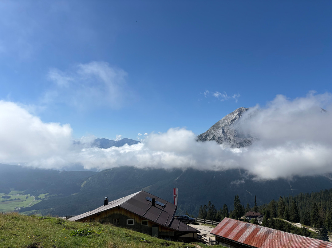 Bergwanderführer Tirol-洛伊塔戌必去景点