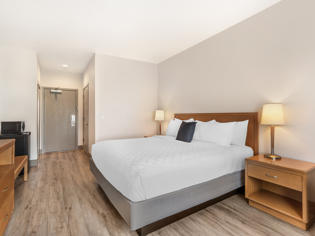 The Hanford Hotel主图