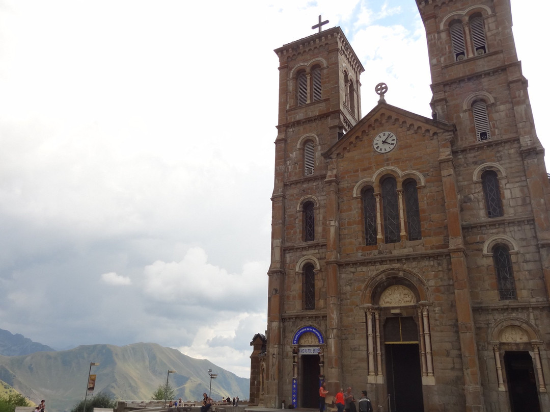 Sanctuaire Notre-Dame de la Salette-La Salette-Fallavaux必去景点