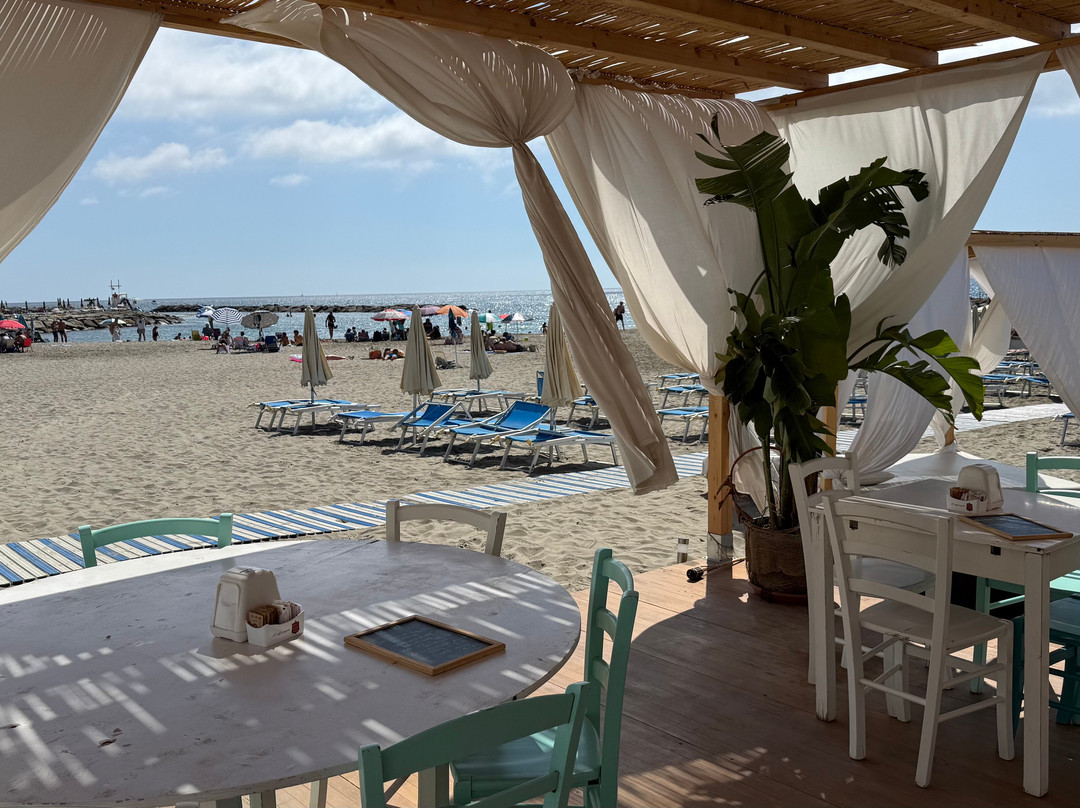 La Punta Beach e Bar-Santo Stefano al Mare必去景点