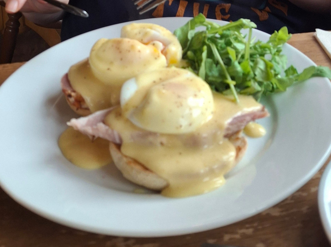Claire's Cabin, Cafe & Smokehouse