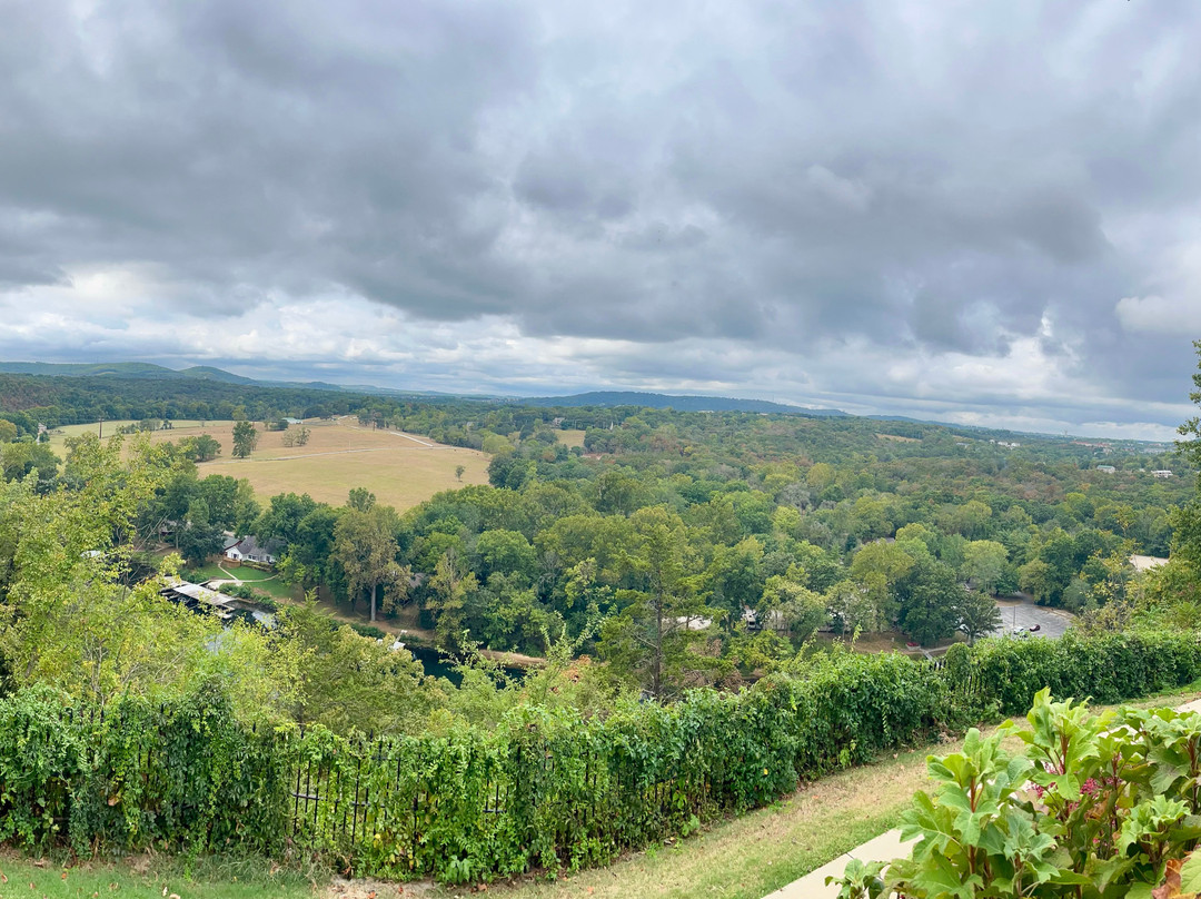 College of the Ozarks-Point Lookout必去景点