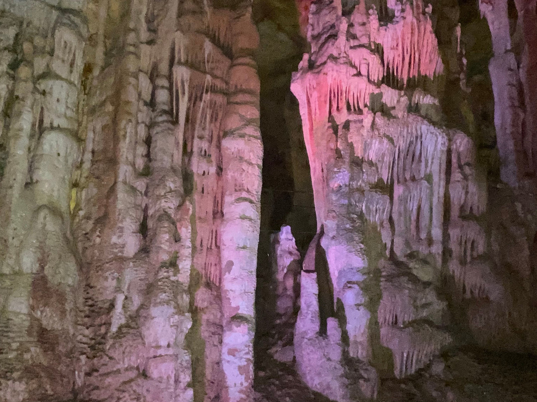 Sfentoni Cave-Zoniana必去景点
