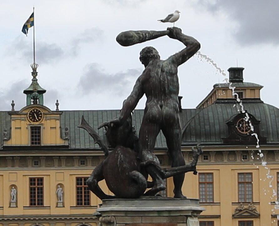 Herkulesfontänen (La Fontaine d'Hercule)-Drottningholm必去景点