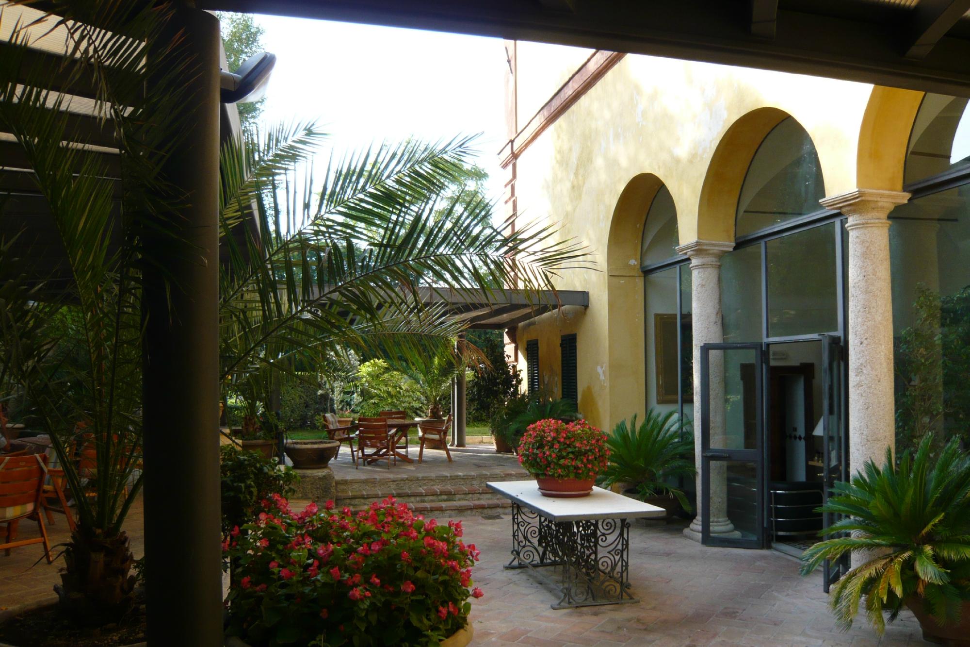 Villa Roncalli-客卧