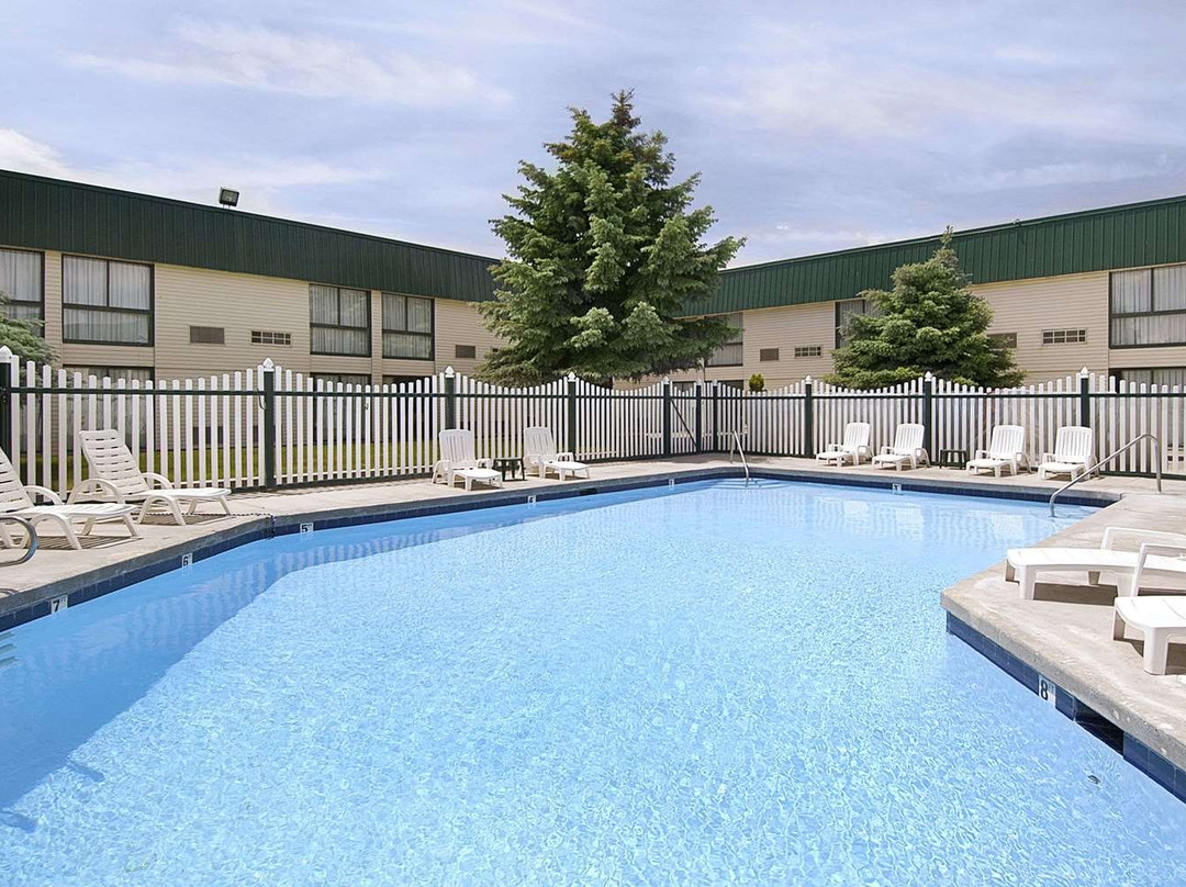 波卡特洛华美达旅馆