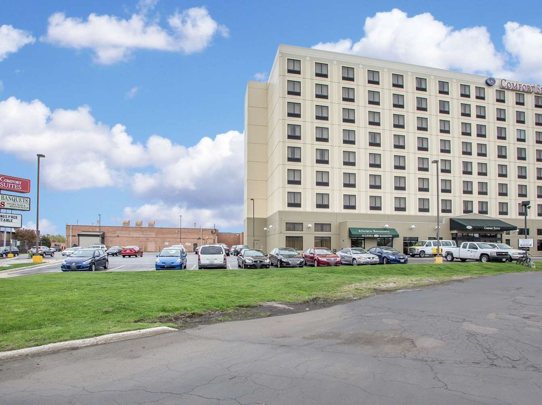 奥黑尔机场凯富套房酒店主图