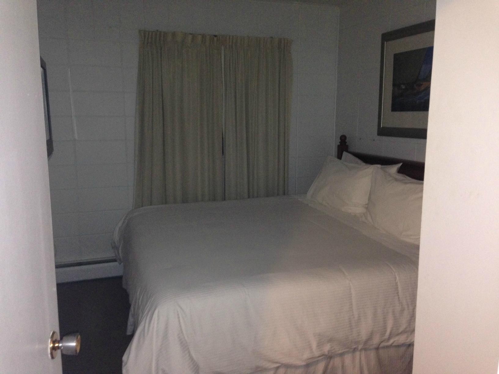 Williston Lake Lodge-客卧