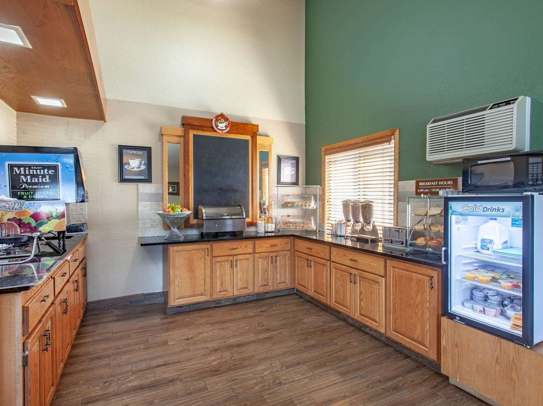 AmericInn by Wyndham Cloquet主图