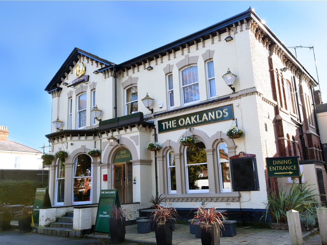 Oaklands Hotel