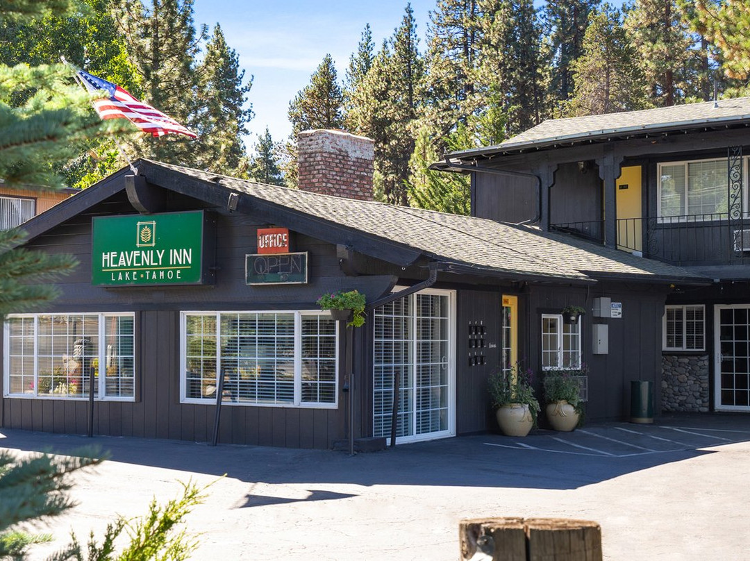 塔霍湖海文利酒店