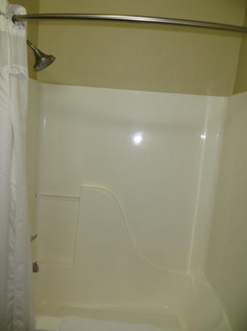 门罗维尔快捷假日酒店