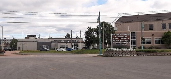 Parc du Vieux-Quai-七岛港必去景点