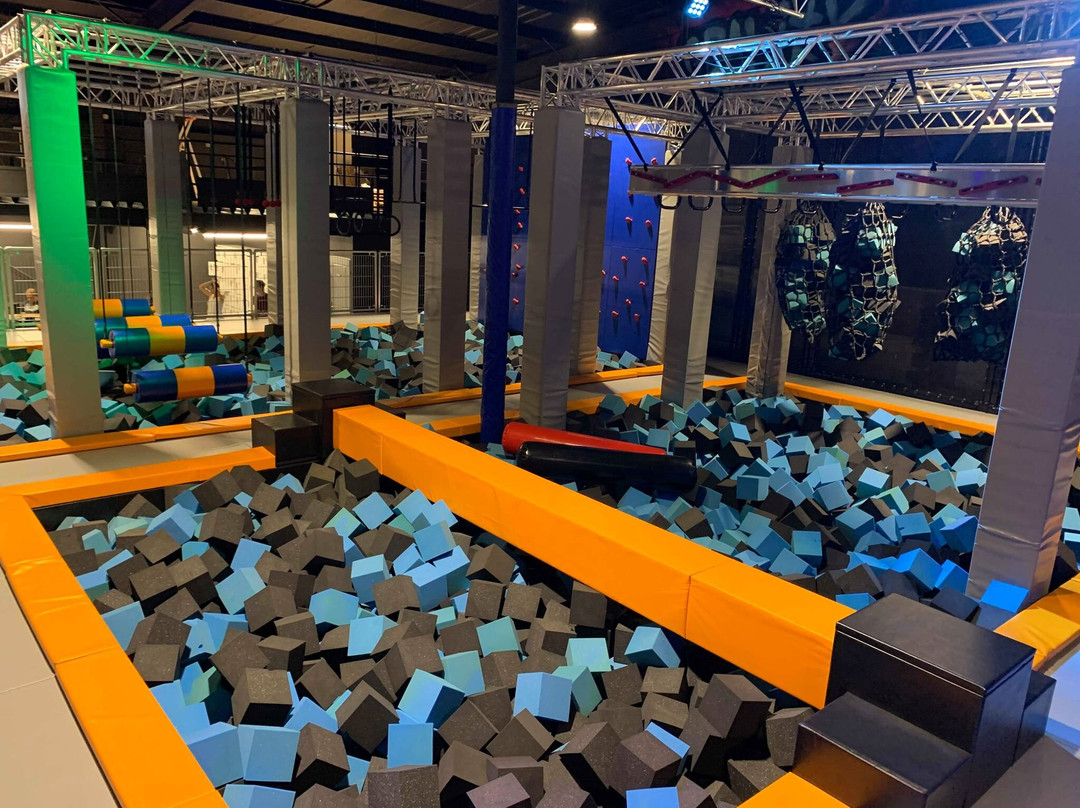 Trampoline Park Gravity Space La Garde景点图片