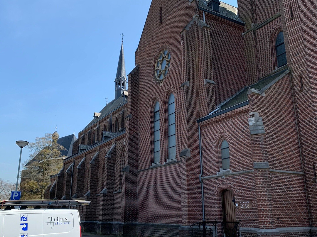 Our Lady Church-凯瑟尔必去景点